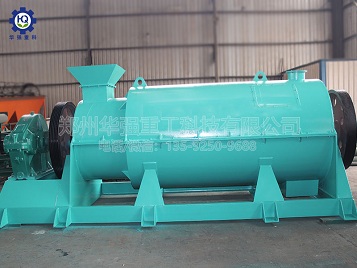 新型有機(jī)肥造粒機(jī)